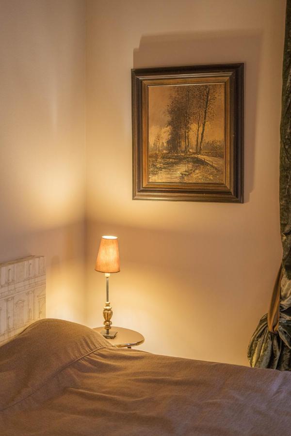Napule...E Apartments Peschiera del Garda Dış mekan fotoğraf